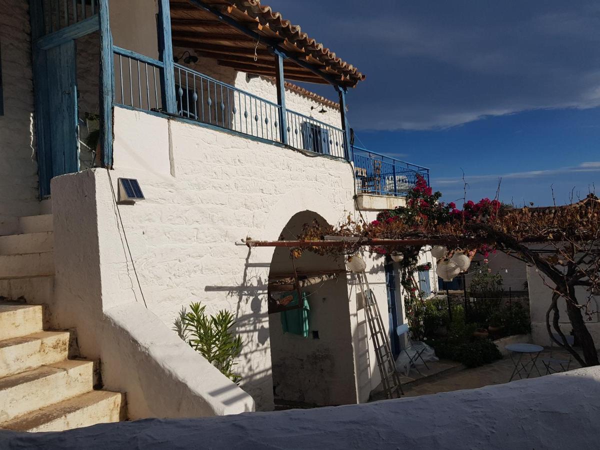 Lovely Traditionnal House With Sea View Tirós Exterior foto